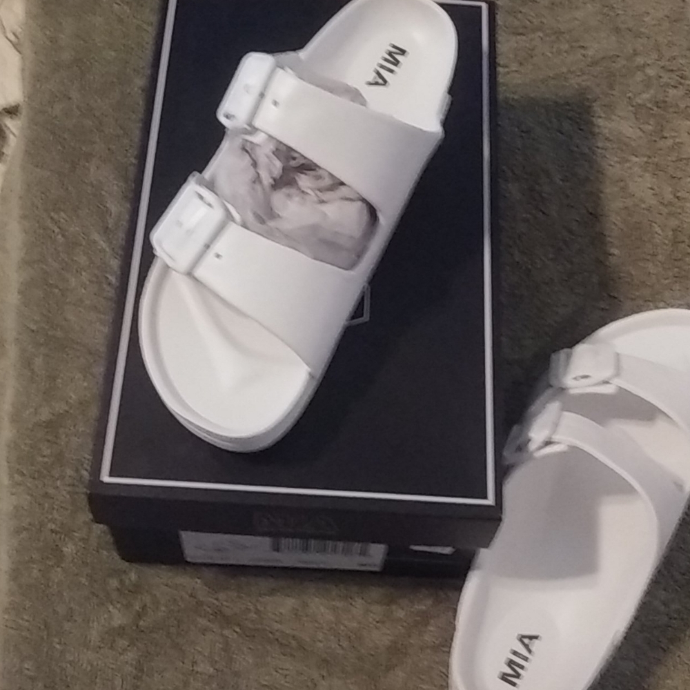 Mia "jasmine" sandals